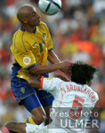 Fussball INTERNATIONAL  EURO 2004  Schweden - Holland im Stadion Algarve in Faro-Lule 26.06.2004
