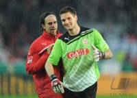 Fussball DFB Pokal 11/12 :  Torwart Sven Ulreich mit  Martin Harnik (VfB Stuttgart)