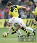 Fussball 1. Bundesliga: Dortmund - Gladbach, Zweikampf