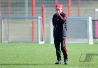 Fussball 1. Bundesliga: Trainer Jupp Heynckes  (FC Bayern Muenchen)