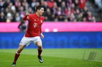 Fussball 1. Bundesliga Saison 16/17: FC Bayern Muenchen - VfL Wolfsburg