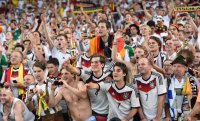FUSSBALL WM 2014 FINALE: JUBEL Fans Deutschland