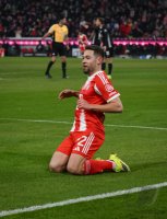 Fussball 1. Bundesliga  Saison  2025/2026  16. Spieltag FC Bayern Muenchen -  VfL Wolfsburg