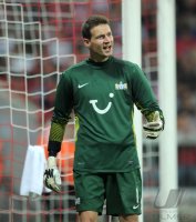 Fussball CHL  Saison 2011/2012: Torwart Johnny Leoni (FC Zuerich)