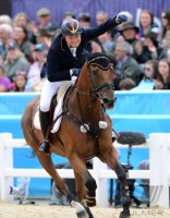 REITEN Olympia 2012: Doppel-Olympiasieger Michael Jung (Deutschland) mit Sam