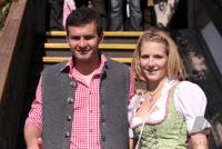 FUSSBALL 1. BUNDESLIGA: Bayern besucht das Oktoberfest