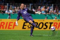 Fussball DFB Pokal : Andreas Michl (Burghausen)