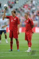 Fussball 1. Bundesliga 2011/2012:  Bastian Schweinsteiger (FC Bayern Muenchen) und Holger Badstuber (FC Bayern Muenchen)