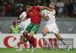 Fussball INTERNATIONAL  EURO 2004  Spanien - Portugal